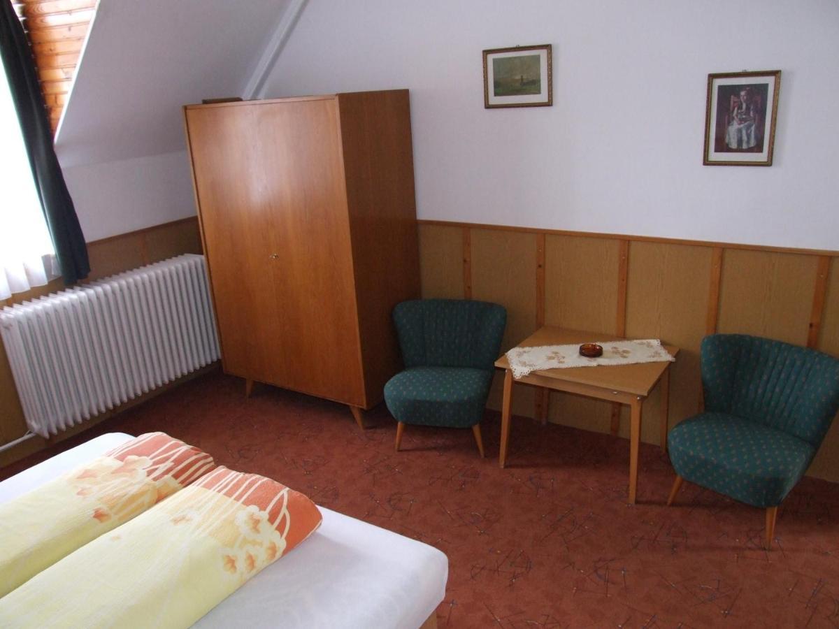 Revesz Vendeghaz Hotel Harkány Kamer foto