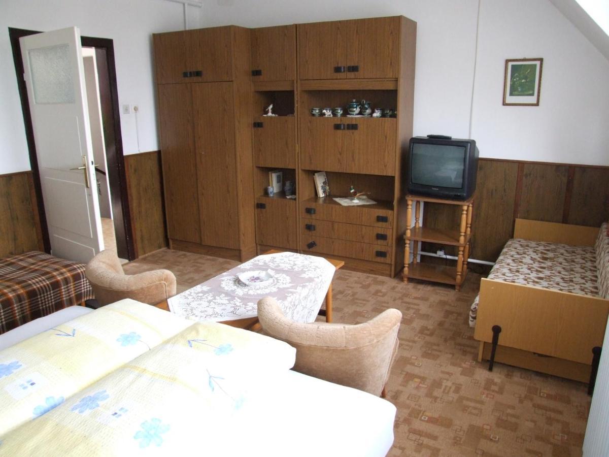Revesz Vendeghaz Hotel Harkány Kamer foto