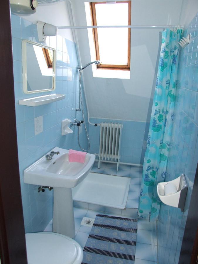 Revesz Vendeghaz Hotel Harkány Kamer foto
