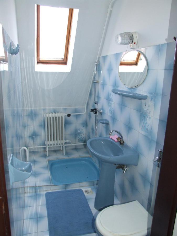 Revesz Vendeghaz Hotel Harkány Kamer foto